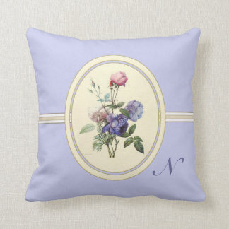 Monogrammen roze rozen en paarse bloemen kussen