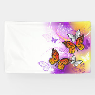 Monogramvlinders op paarse achtergrond spandoek