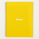 Monographie de l'année de texte personnalisé minim<br><div class="desc">Léger orange minimaliste texte personnalisé,  nom,  année,  initiales,  monogramme simple élégant planificateur personnalisé. Texte blanc personnalisé sur l'arrière - plan couleur unie clair orange clair.</div>