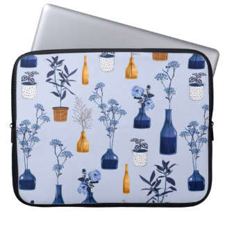 Monoton van moderne bloemen en vaas, pot met bot laptop sleeve