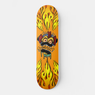 Monster en vlammen skateboard