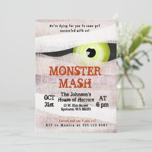 Monster Mash Halloween Bash Mummy Invitation (Debout devant)