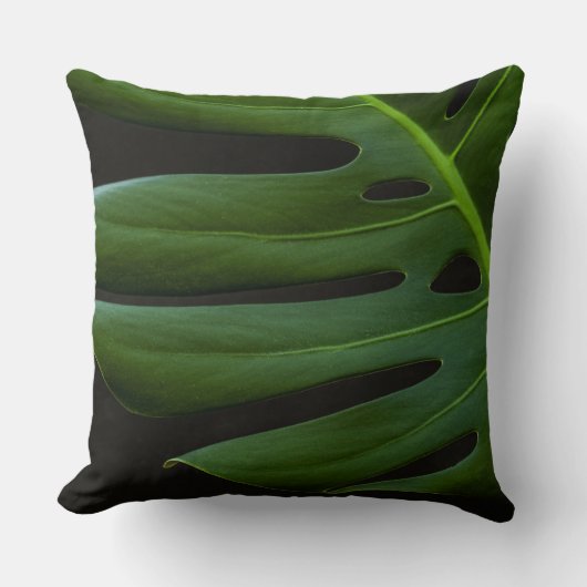 Monstera-blad van dichtbij kussen (Voorkant)