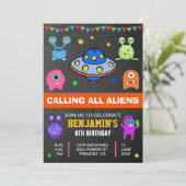 Monstres mignons et Aliens Invitation de fête d'an (Debout devant)