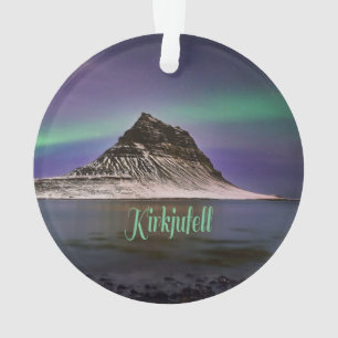 Montagne de Kirkjufell en Islande Lumières du Nord