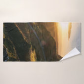 MONTAGNE EN JOURNÉE (Serviette de bain)