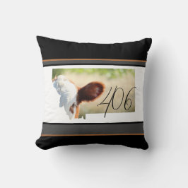 Montana 406 Bruine Koe Groene weide Sierkussen