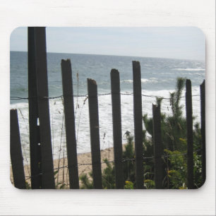Montauk Fence Love Muismat