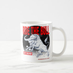 Montez la TASSE argentée de Taureau