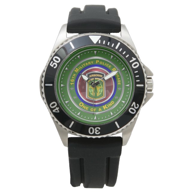 Montre 16e brigade de la police militaire (devant)