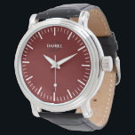 Montre à cadran rouge pour hommes avec bandeau en<br><div class="desc">Montre à cadran rouge pour hommes avec bandeau en cuir noir. Créez votre propre montre de luxe de nom personnalisé. Classy intemporel montre cadran design avec des indices fins y compris les minutes et les heures mais sans les chiffres. Ajoutez votre propre monogramme personnalisé, nom personnalisé, nom du concepteur, initiales,...</div>