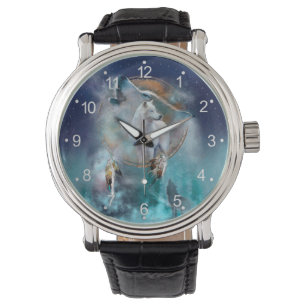 Montre Amoureux indien et chef de tribu ethnique loup