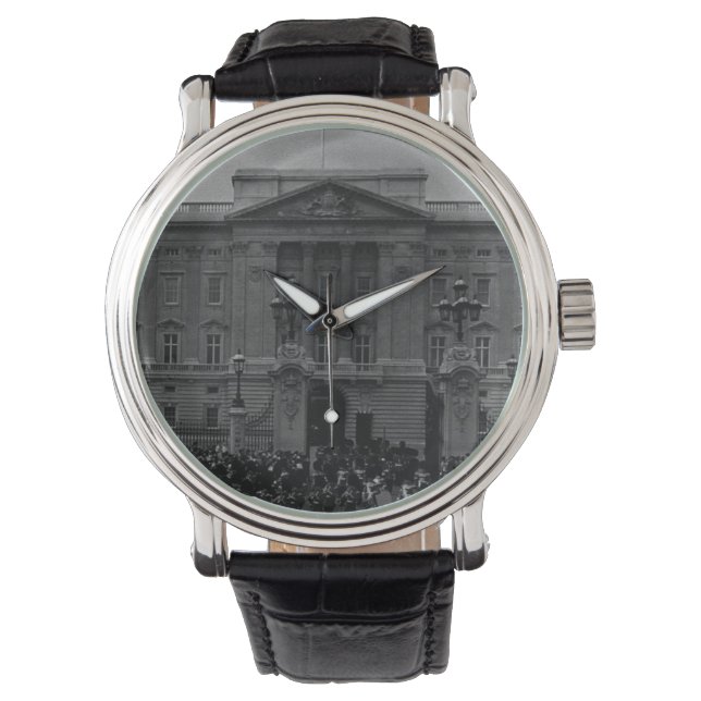 Montre Angleterre vintage Londres Old Guard Buckingham Pa (devant)