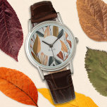 Montre Automne Feuilles d'automne Nature Thème Personnali<br><div class="desc">Profitez des couleurs chaudes de la saison automnale avec cette montre bracelet élégante. Le visage de la montre est décoré de feuilles d'automne en vert saisonnier,  marron et jaune. Personnalisez avec un nom pour une touche individuelle supplémentaire.</div>