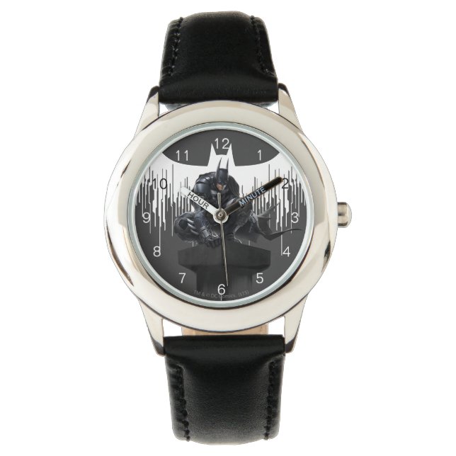Montre Batman perché sur un pilier (devant)