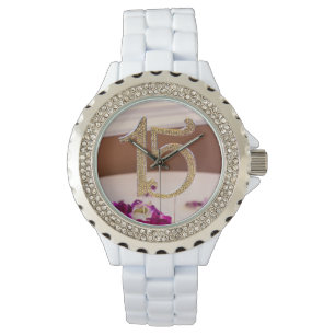 Montre blanche d'émail de fausse pierre de