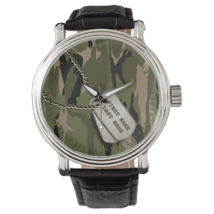 Montre Camo vert avec des étiquettes de chien