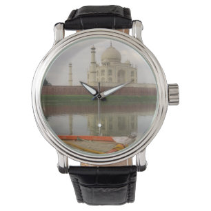 Montre Canot dans l'eau avec le Taj Mahal, Agra, Inde