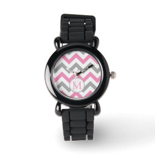 Montre Chevron rose et gris avec le monogramme