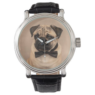 Montre Chien de carlin de faon avec la cravate d'arc.