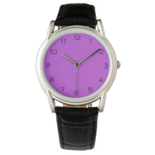 Montre Chiffres noirs sur l'eau violette