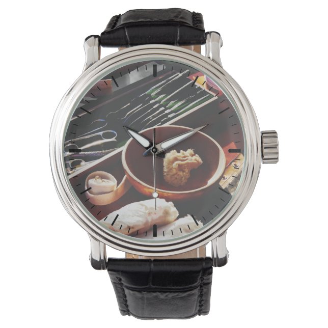 Montre Civil Était Instruments Chirurgicaux (devant)