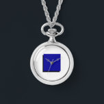 Montre classique Bauhaus Art Blue Carré<br><div class="desc">Inspirée par le mouvement Bauhaus,  cette montre de collier est plus qu'un simple garde-temps - c'est une déclaration portable d'une simplicité iconique et sophistiquée. Réalisée avec des lignes épurées,  des formes géométriques et un accent mis sur la beauté essentielle,  cette pièce mélange harmonieusement forme et fonction.</div>