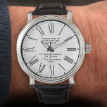 Montre Commémoration spéciale du 50e anniversaire<br><div class="desc">montre à 50 ans. Pour célébrer un anniversaire spécial. Marquez un jalon important de l'anniversaire avec une montre cadeau d'anniversaire avec le nom du récipiendaire ainsi que l'anniversaire historique qui est célébré. Chiffres romains propres et élégants sur un arrière - plan blanc. 50ème. Cinquante ans. montre cadeau de 50e anniversaire....</div>