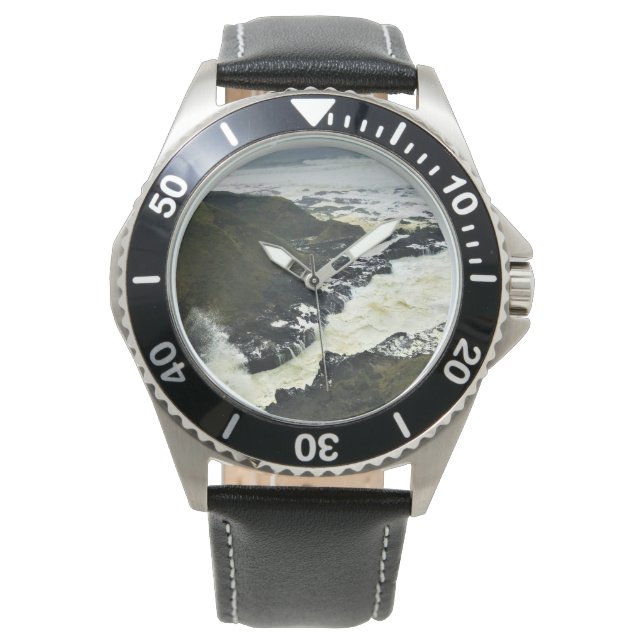 Montre Cook's Chasm, Cape Perpetua, Côte de l'Oregon (devant)