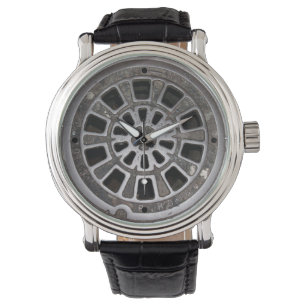 Montre Couverture de trou d'homme 1