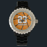 Montre de basket-ball avec numéro personnalisé et<br><div class="desc">Montre de basket-ball avec numéro et nom personnalisés. Montres à poignet personnalisées pour les entraîneurs de basket-ball,  les fans et les joueurs. Idée cadeau d'anniversaire personnalisable pour hommes et femmes. Design sportif avec basket orange.</div>