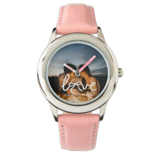 Montre de typographie à arc moderne pour couple av