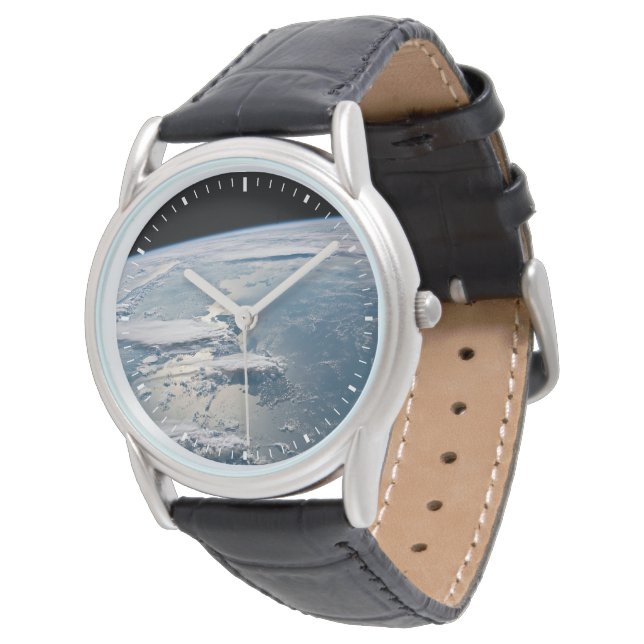 Montre Des Nuages Autour De Sumatra, Indonésie. (Incliné)