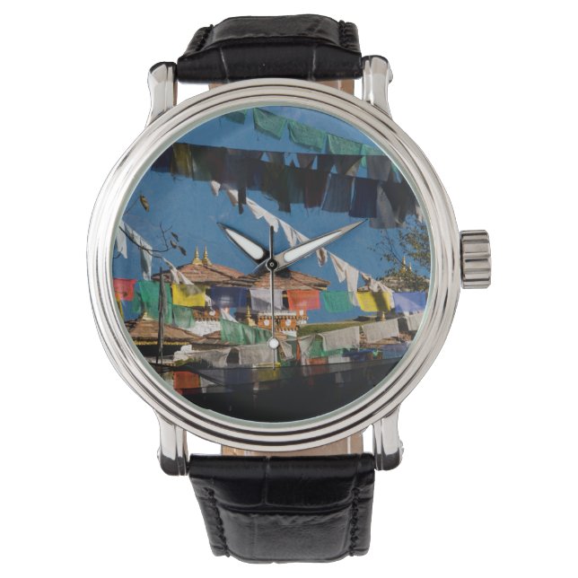 Montre Drapeaux de prière et chortens (devant)