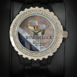 Montre Élégant vin blanc à l'horloge<br><div class="desc">Montre avec deux verres de vin blanc. Un régal pour les amateurs de vin !</div>