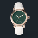 Montre Émeraude verte | Moderne Monogramme élégant<br><div class="desc">Un design monogramme personnalisé simple et design dans un décontracté écrit à la main dans un monochrome vert émeraude et blanc éclatant. Le monogramme peut facilement être personnalisé pour rendre un design aussi unique que vous êtes ! Le cadeau ou accessoire tendance parfait pour toute occasion.</div>