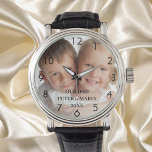 Montre Enfants personnalisés nom année papa<br><div class="desc">Ajoutez Votre photo préférée. Chiffres noirs. Une photo recouverte de blanc. Personnalisez et ajoutez leurs noms et année,  lettres noires. Parfait pour ton père,  papa.</div>