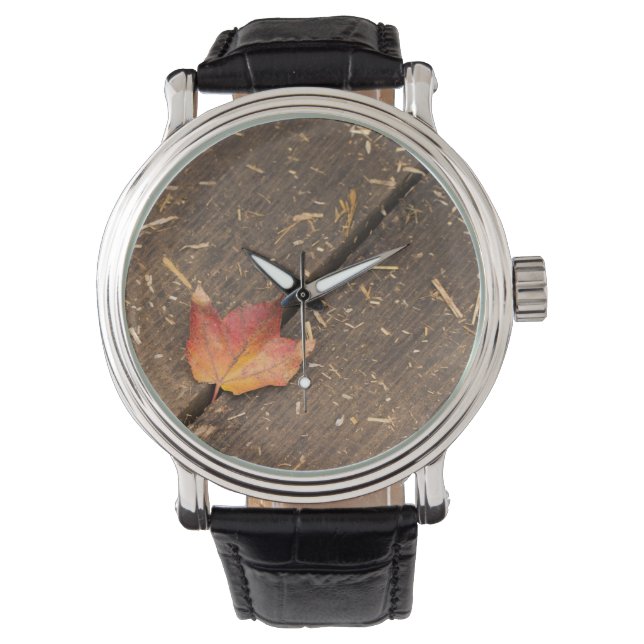 Montre Feuille d'érable unique à l'automne (devant)