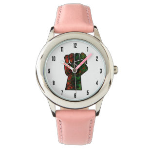 Montre fierté noire drapeau rouge vert poing panafricain