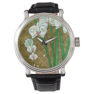 Montre Fleurs blanches et tiges vertes à la frontière