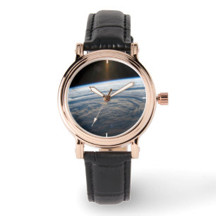 Montre Formations Nuageuses Dans L'Océan Indien Sud.