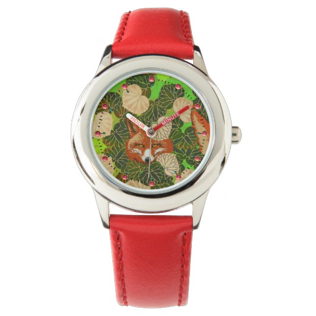 MONTRE FOX ROUGE PARMI LES FEUILLES VERTS ET LE FOLIAGE (devant)