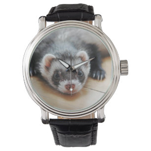 Montre Furet mignon de sable