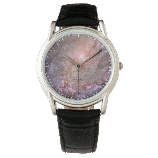 Montre Galaxie Spirale M83, Ablaze Avec Formation Star. (devant)
