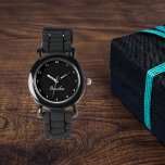 Montre Garçons Cool moderne noir élégant Nom personnalisé<br><div class="desc">Faites de chaque instant spécial avec notre guetteur de nom personnalisé pour enfants! Ce garde-temps personnalisé est parfait pour les enfants de tous âges, avec leur nom imprimé audacieusement sur le visage de la montre. Disponible dans des couleurs vives et des designs amusants, cette montre permet d'apprendre à raconter l'heure...</div>