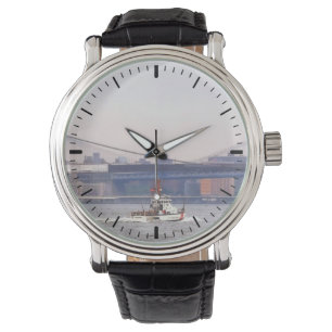 Montre Garde-côte près du pont de Brooklyn