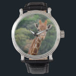 Montre Giraffe Dit "Fromage" Avec Big Smile Watch<br><div class="desc">Une girafe semble sourire et dire "fromage" juste en prenant sa photo dans le parc naturel.</div>