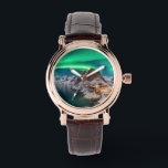 Montre Glace et neige | Northern Lights, Norvège<br><div class="desc">Cette photo Getty Images extraordinaire présente les aurores boréales en Norvège, comté de Nordland, district des îles Lofoten, municipalité de Moskenes, Hamnoy.</div>