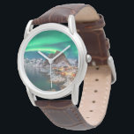 Montre Glace et neige | Northern Lights, Norvège<br><div class="desc">Cette photo Getty Images extraordinaire présente les aurores boréales en Norvège, comté de Nordland, district des îles Lofoten, municipalité de Moskenes, Hamnoy.</div>