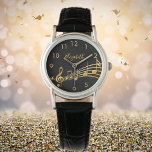 Montre Gold music notes noir<br><div class="desc">Simple et élégant pour un mélomane ou un musicien ! Arrière - plan noir avec des notes de musique faux or. Modèle pour ton nom, lettres d'or. Numéros d'horloge dorés.</div>